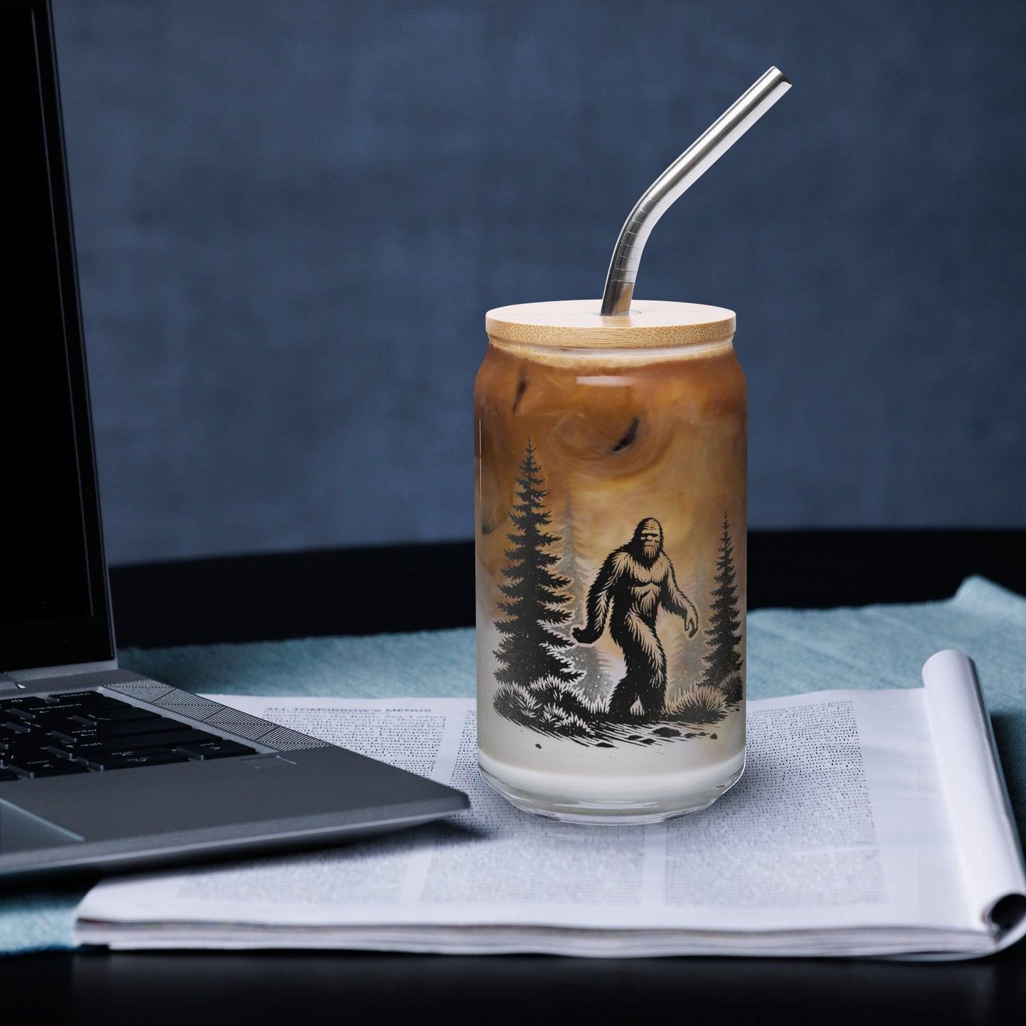 Bigfoot Forest II Can - Shaped Glass - Can - Shaped Glass - Discovery Co.