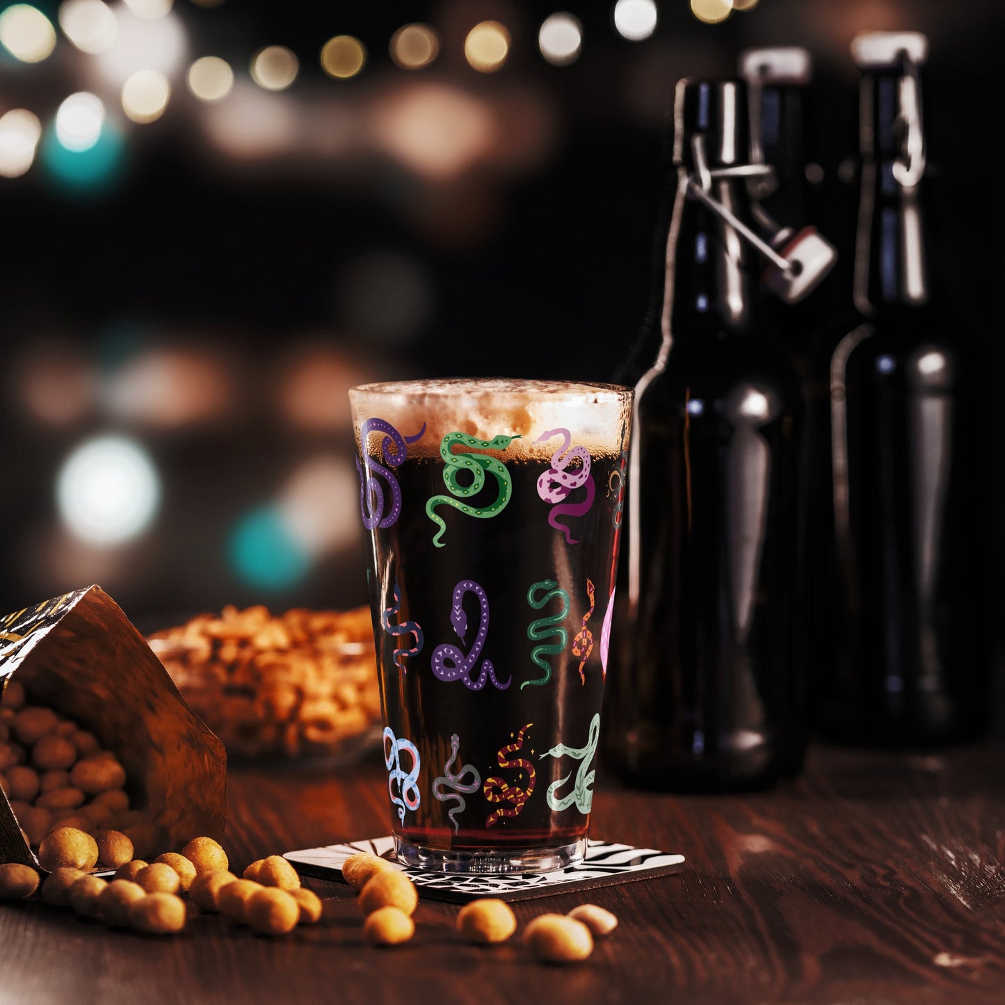 Snakes Pint Glass - Beer Glass - Discovery Co.