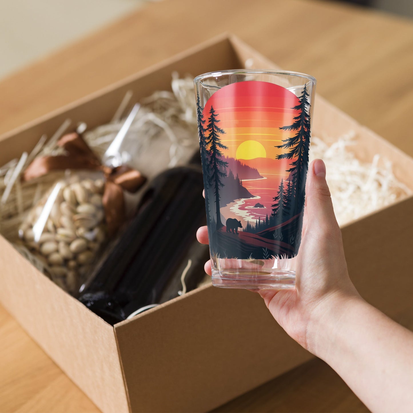 Sunset Bear Pint Glass - Beer Glass - Discovery Co.