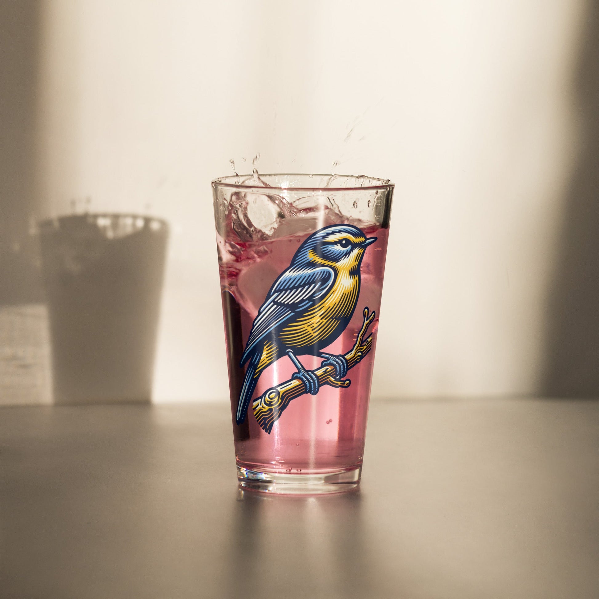 Bird III Pint Glass - Beer Glass - Discovery Co.