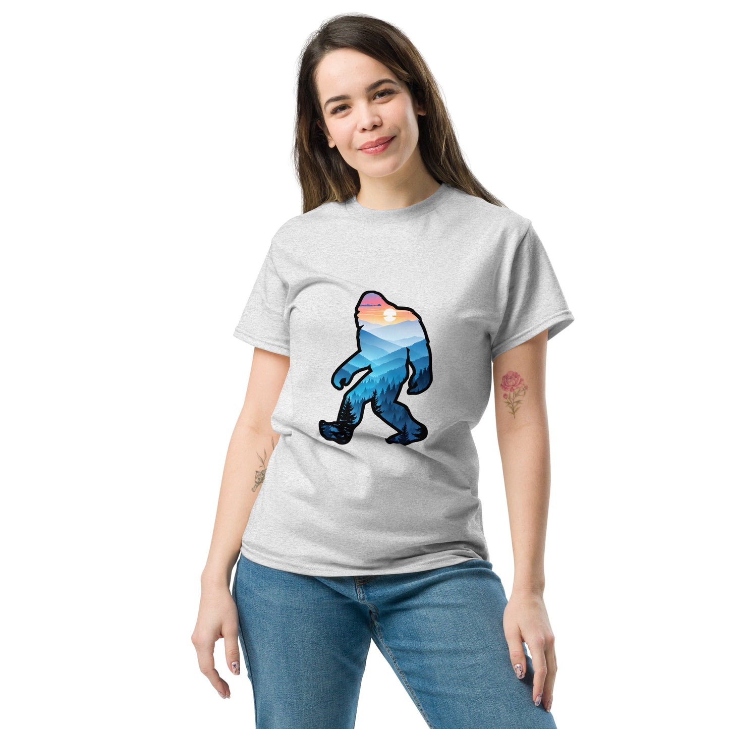 Blue Mountains Big Foot Women's Classic Tee - Women's Shirts - Discovery Co.