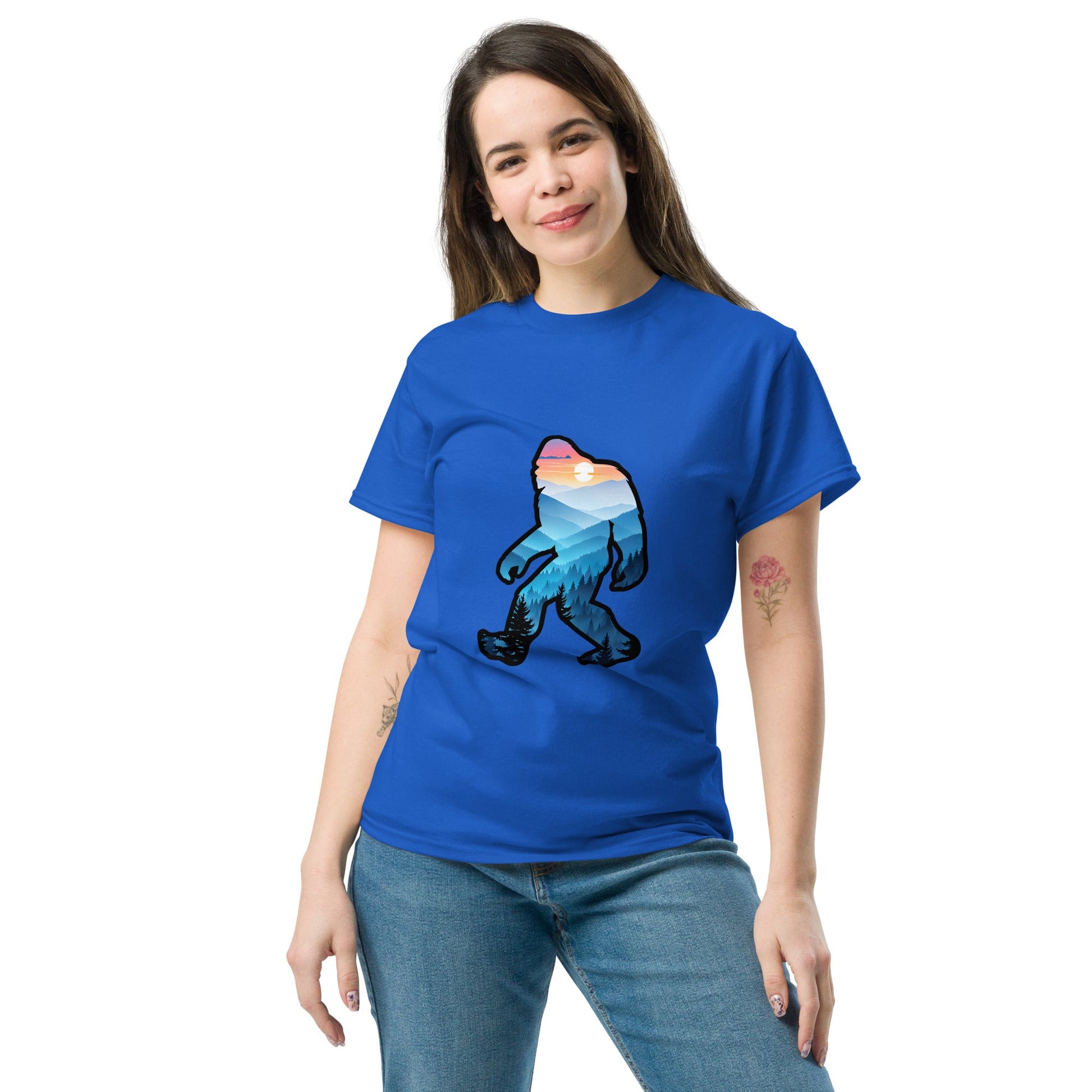 Blue Mountains Big Foot Women's Classic Tee - Women's Shirts - Discovery Co.