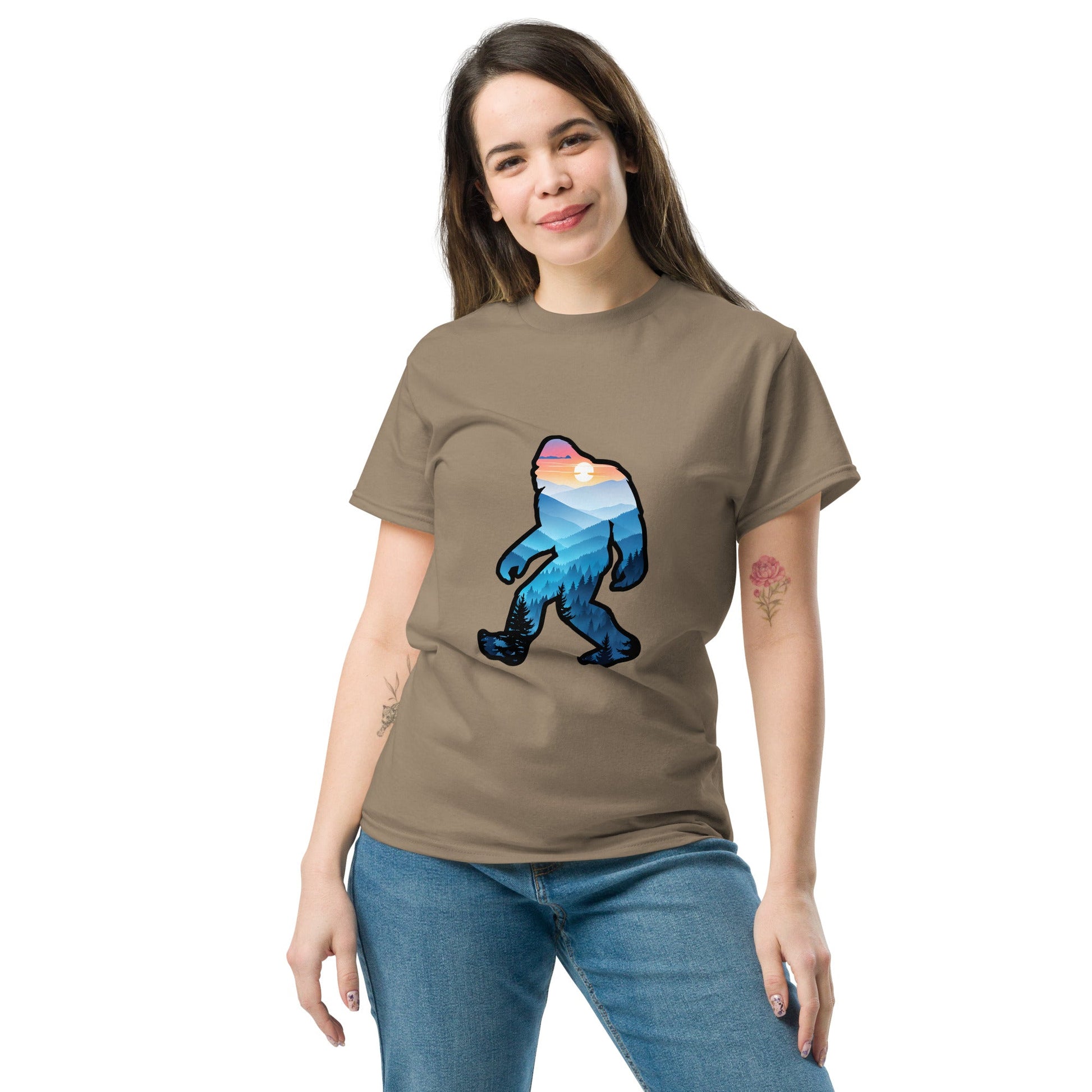 Blue Mountains Big Foot Women's Classic Tee - Women's Shirts - Discovery Co.