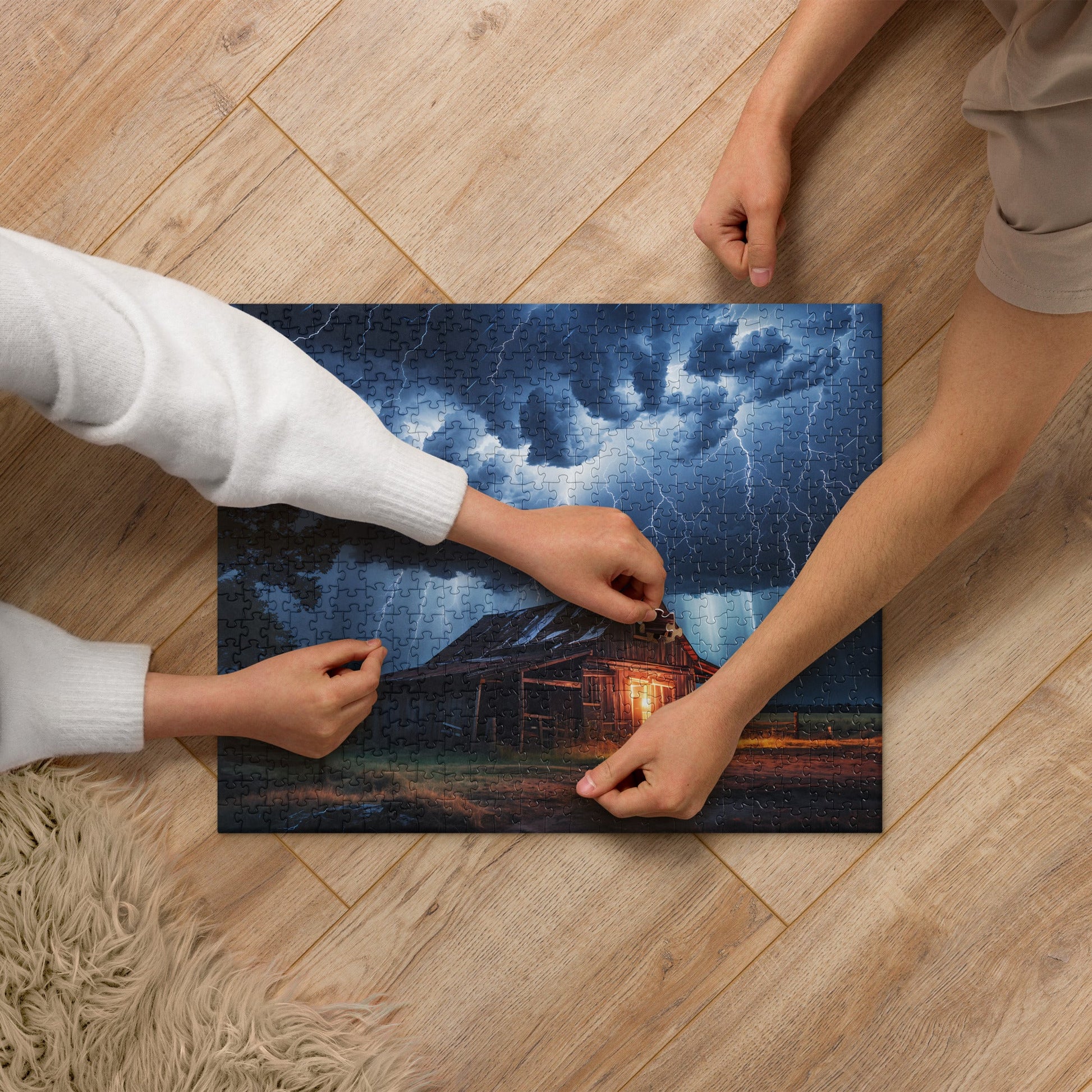 Old Barn In A Lightning Storm Jigsaw Puzzle - Puzzle - Discovery Co.