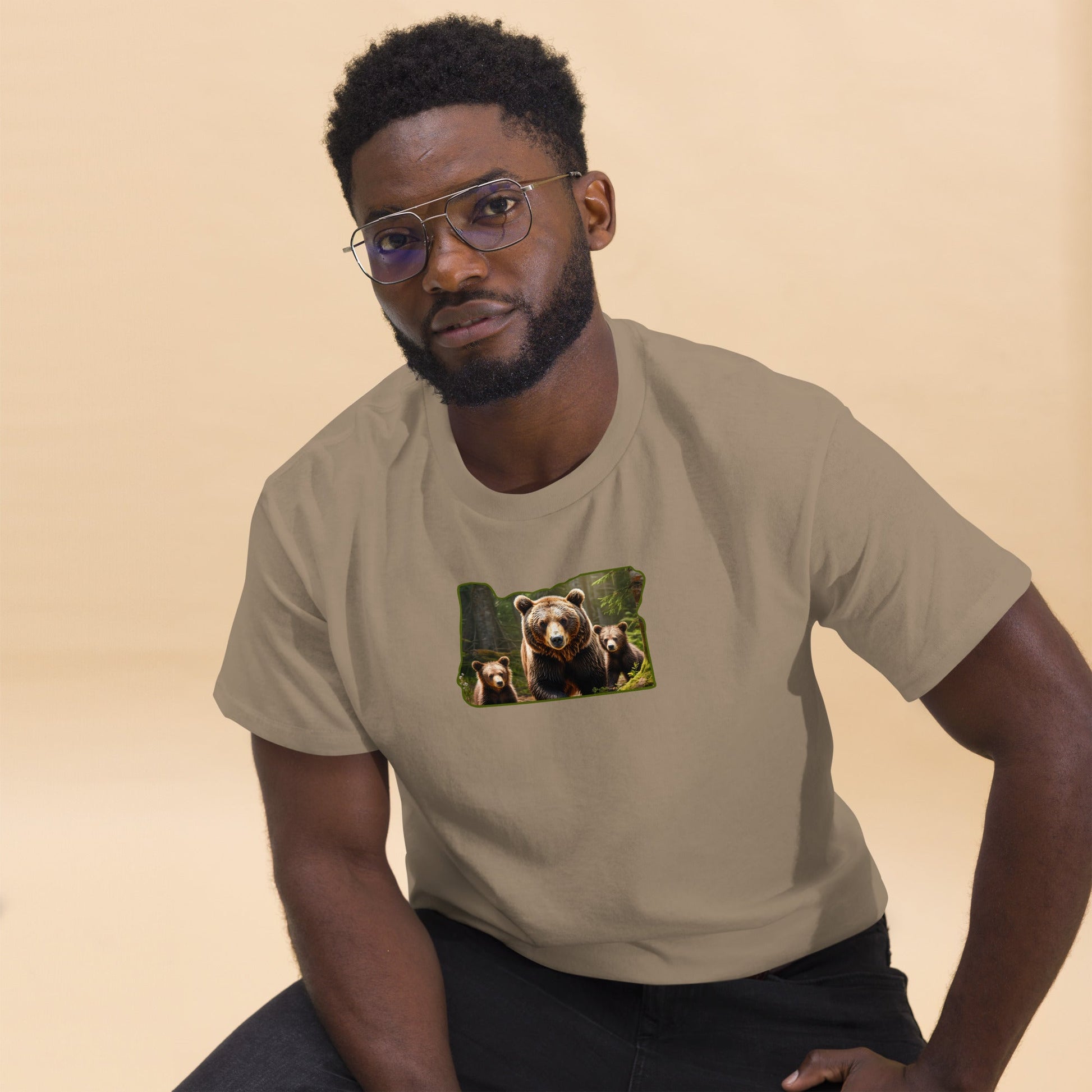 Oregon Bear Family Men's (Unisex) Classic Tee - Men's Shirts - Discovery Co.