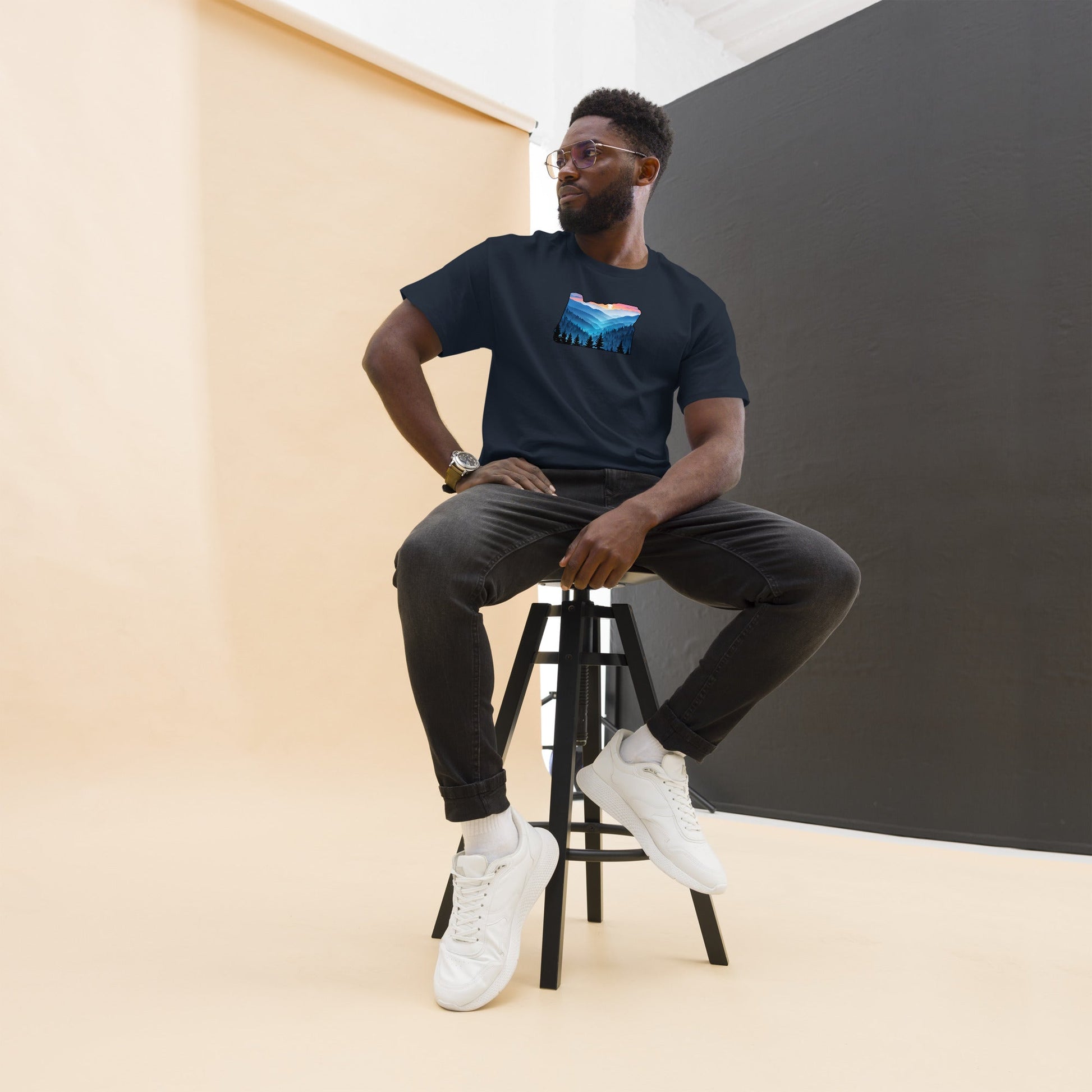 Oregon Blue Mountains Men's (Unisex) Classic Tee - Men's Shirts - Discovery Co.