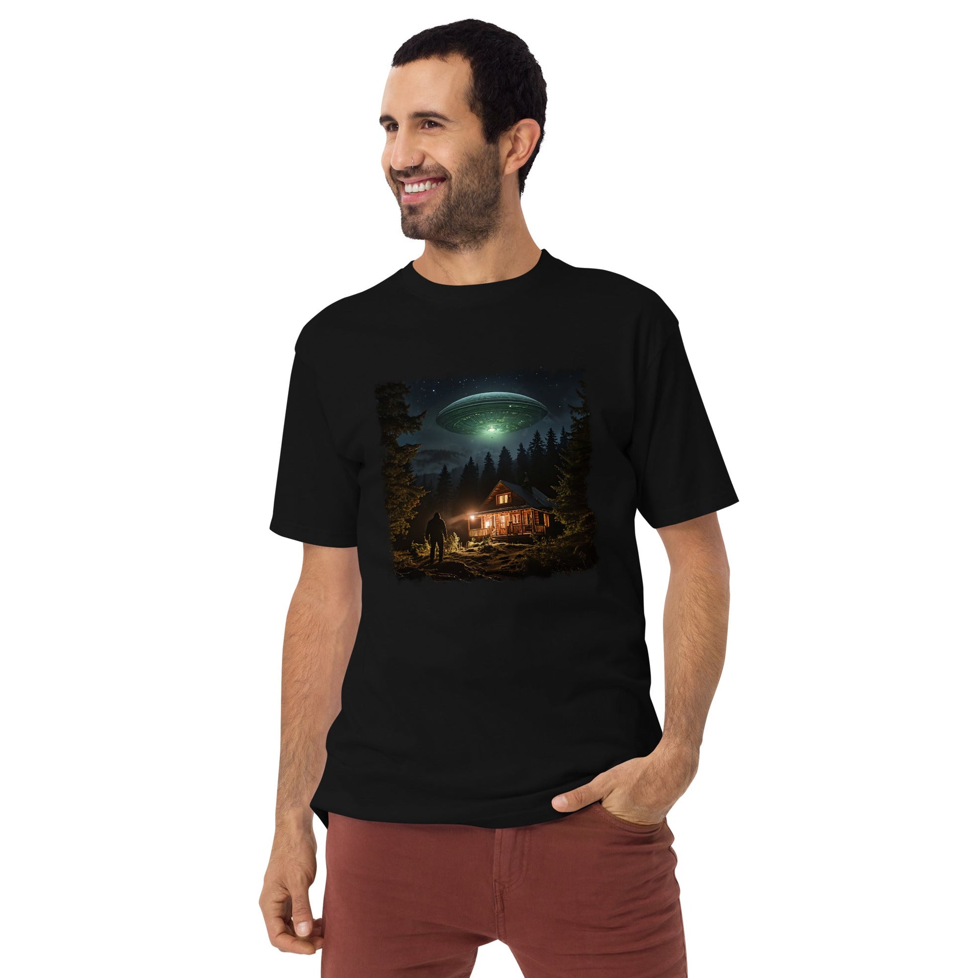 UFO and Bigfoot Men’s Premium Heavyweight Tee - Discovery Co.