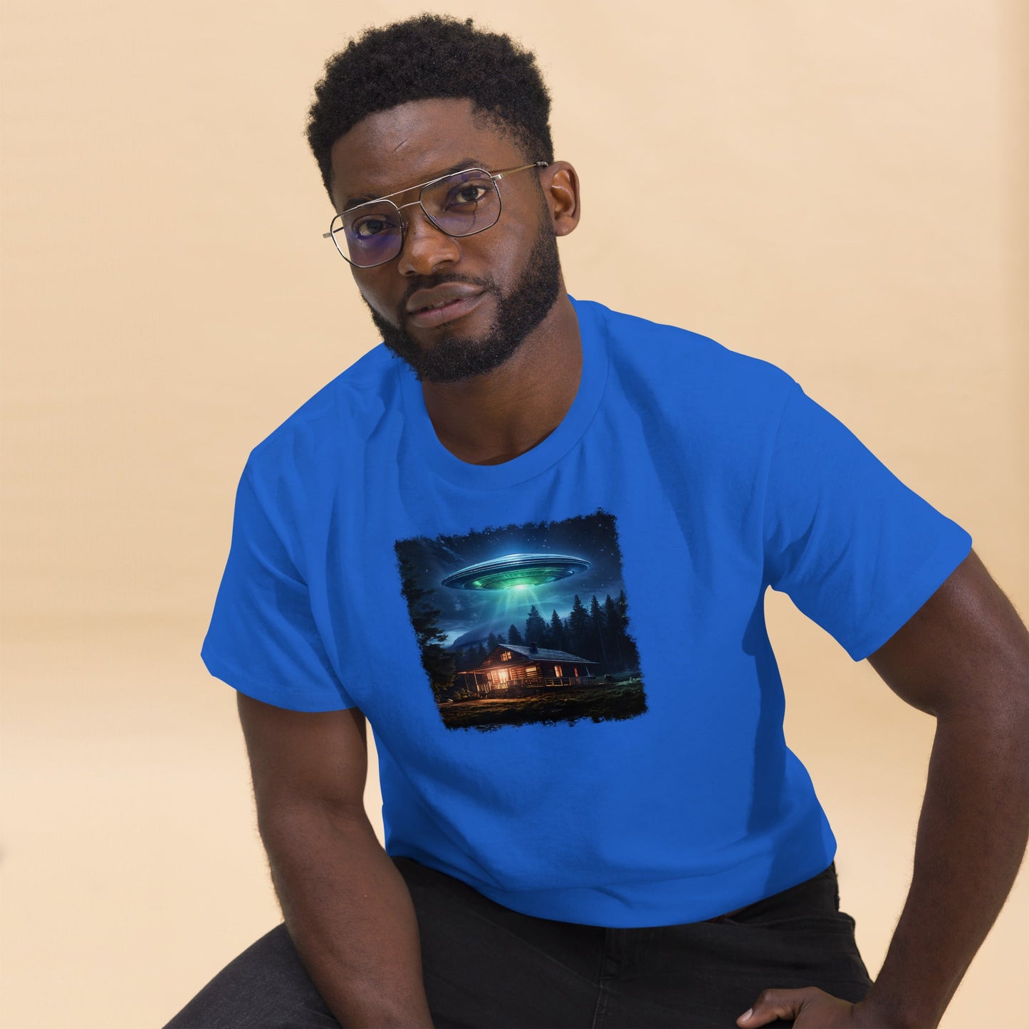 UFO Over Cabin Men's (Unisex) Classic Tee - Men's Shirts - Discovery Co.