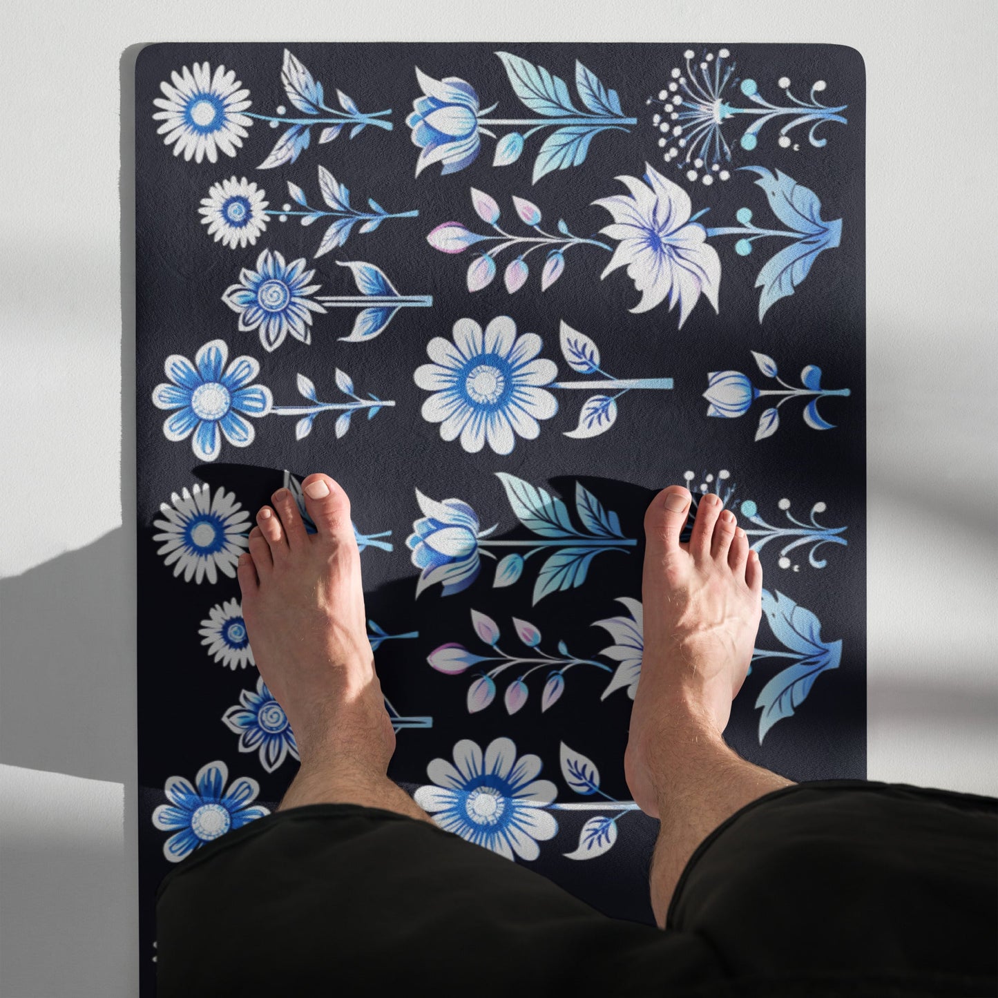 White and Blue Flowers Yoga Mat - Discovery Co.